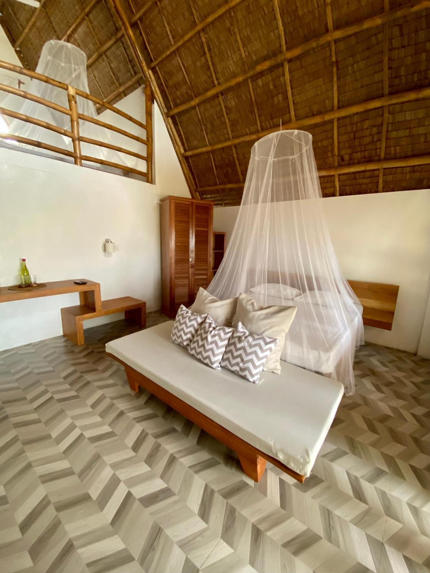 Surya Beach Resort Palawan Aborlan Экстерьер фото
