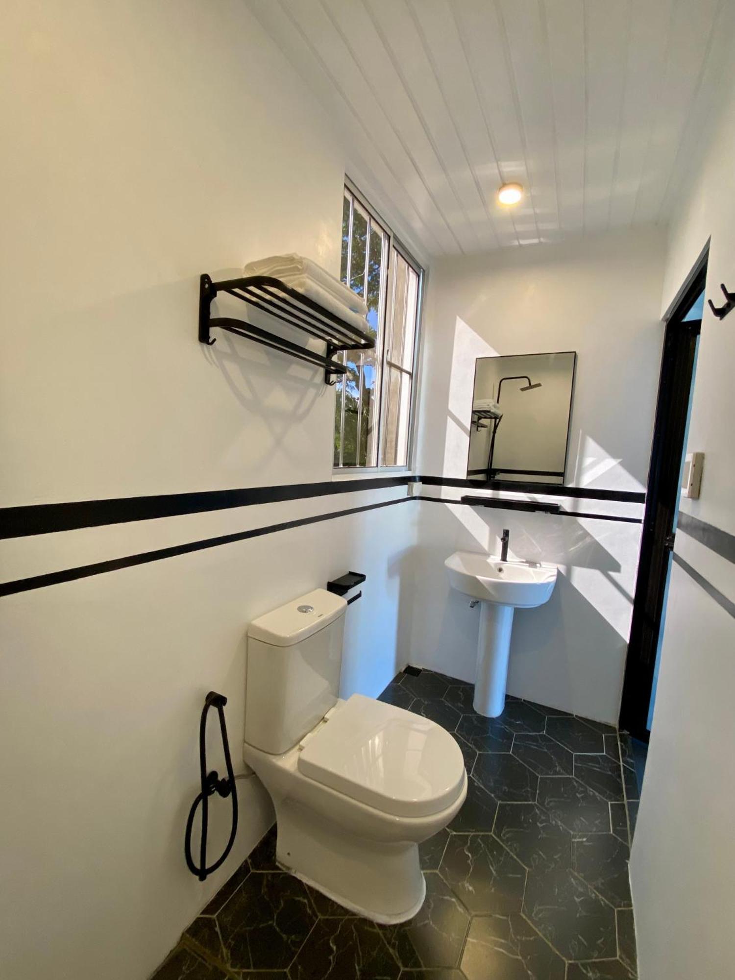 Surya Beach Resort Palawan Aborlan Экстерьер фото